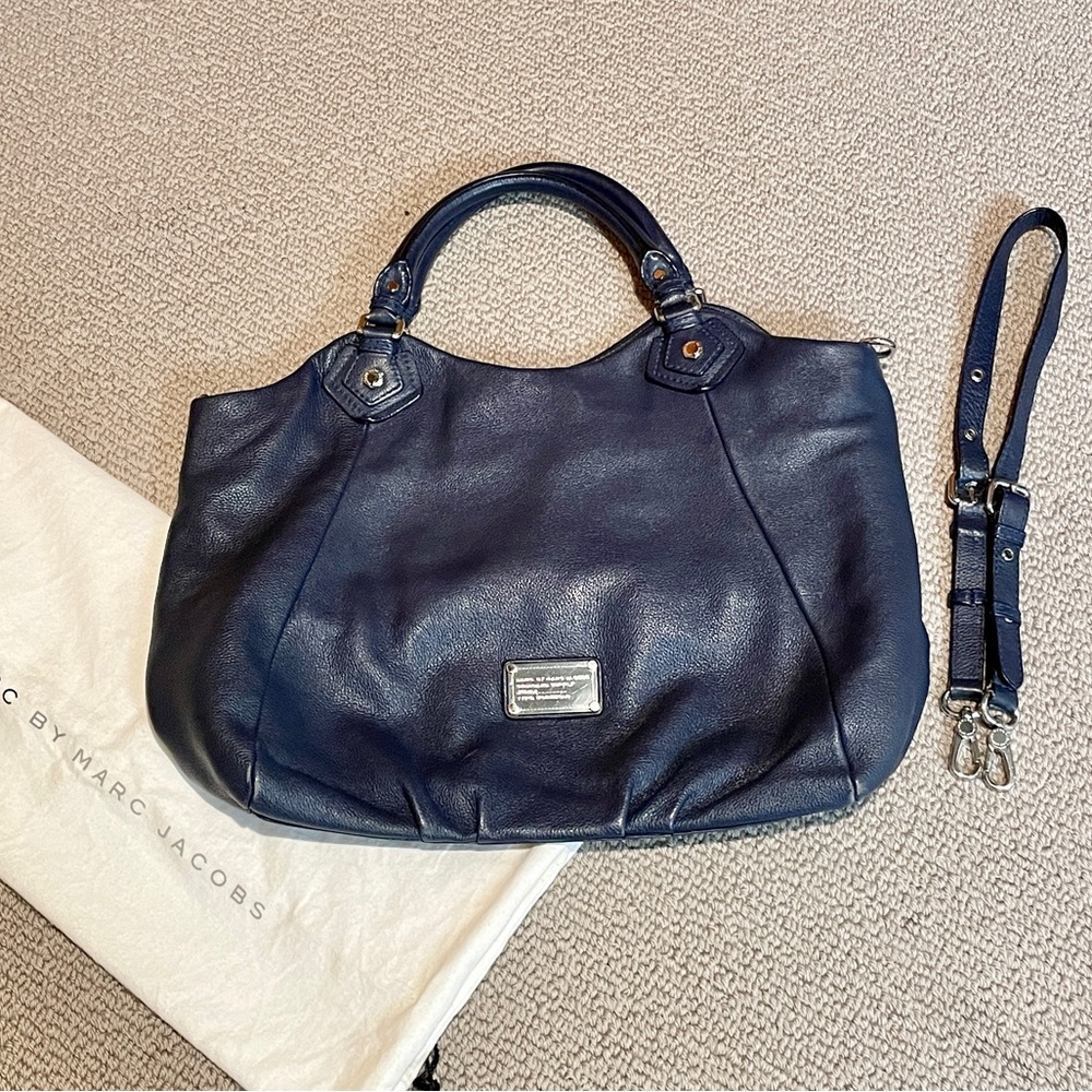 Marc by Marc Jacobs Blue Leather Crossbody Hobo Handbag - Picture 5 of 16